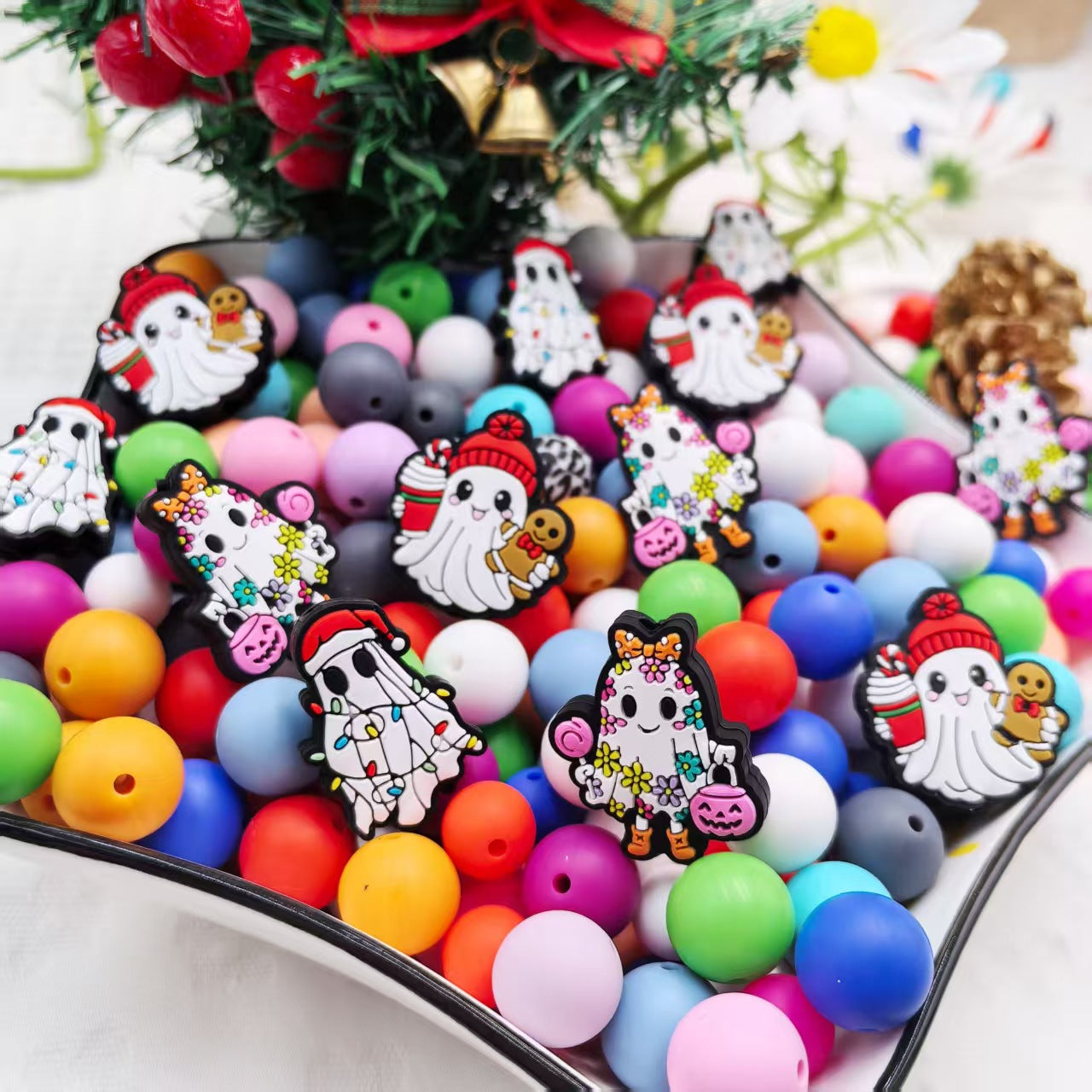 Wholesale 10pcs/pack 2D Christmas  Cartoon Focus Beads  DIY Silicone Beads